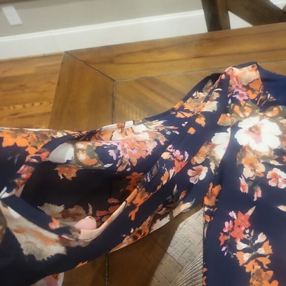 Lulus Split Sleeve Sheeth Shift Dress Navy Blue Floral V-Neck Boho Medium - Picture 5 of 8